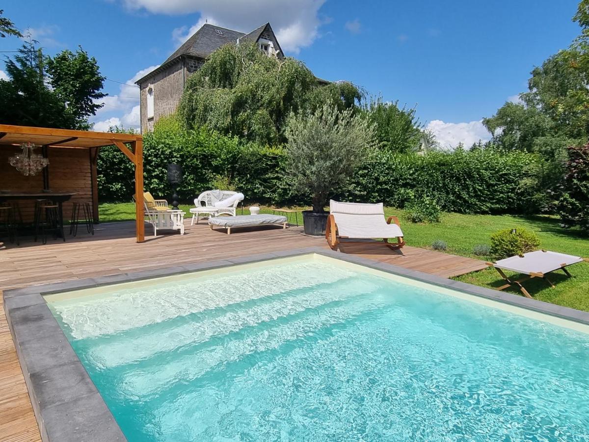 Villa Mura Gite Luxe Avec Piscine Et Spa Campagne Et Grand Air Nouvelle Aquitaine Correze Нёвик Экстерьер фото